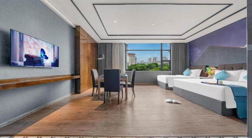 Xana Hotelle-Hotel Luzhou Baizitu Square Esterno foto